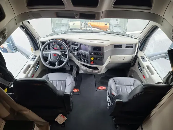 2021 Peterbilt 57945e62d189223c02510be43363c1f219e