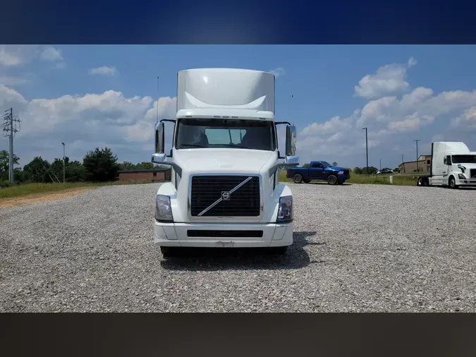 2018 Volvo VNL300