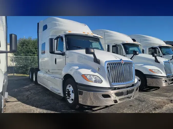 2019 INTERNATIONAL LT625