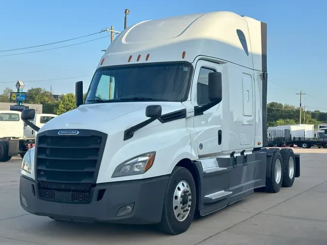 2020 Freightliner Cascadia