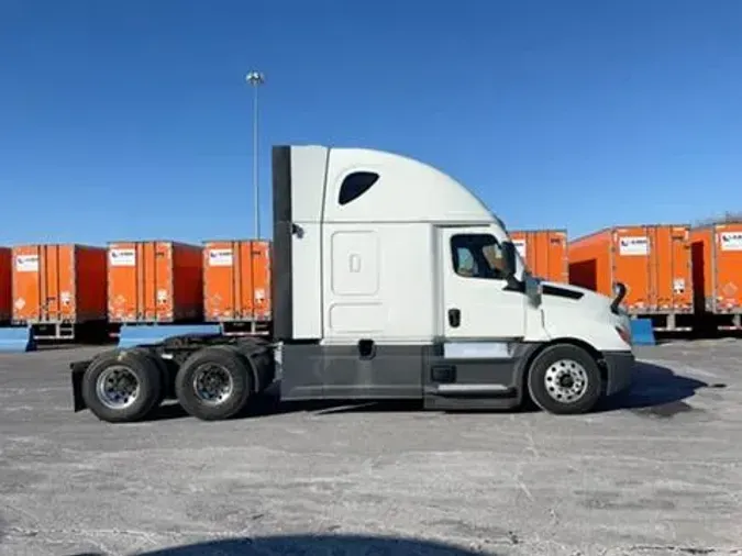 2021 Freightliner Cascadia