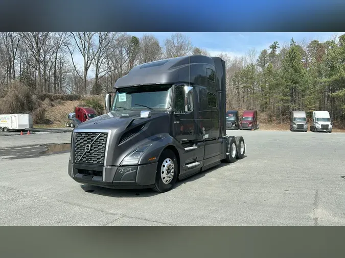 2023 Volvo VNL860