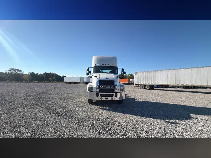 2020 Mack Anthem45f30d21e4154367136c53c9f64b3100