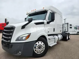 2022 FREIGHTLINER Cascadia 126