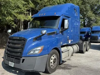 2020 FREIGHTLINER CA126