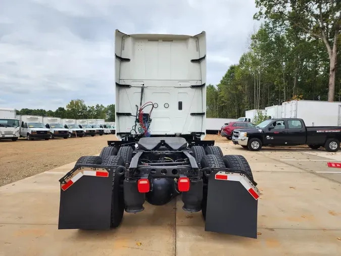 2020 NAVISTAR INTERNATIONAL LT625 SLPR CAB