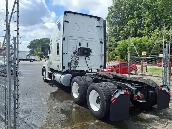 2019 FREIGHTLINER CASCADIA 125