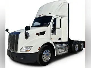 2021 Peterbilt 579