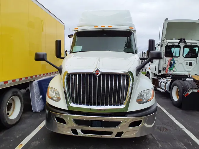 2020 NAVISTAR INTERNATIONAL LT625 SLPR CAB