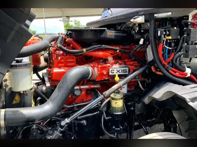 2021 INT LT625 4x246067e25e0ac5a731600eb372e37e881