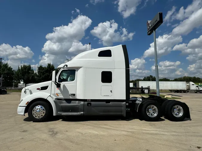 2020 PETERBILT 579