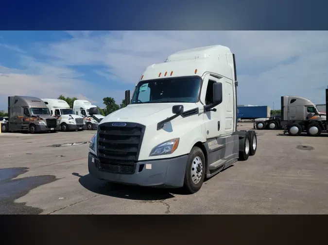 2021 Freightliner Cascadia 126460abeb0c79ab7b8115c765087b15790