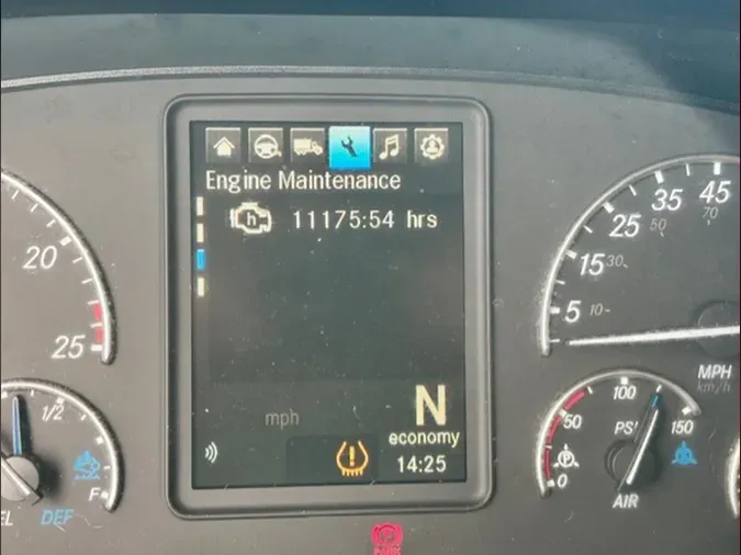 2022 Freightliner PT126SLP