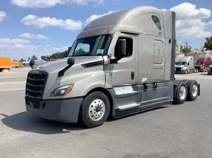 2023 Freightliner Cascadia