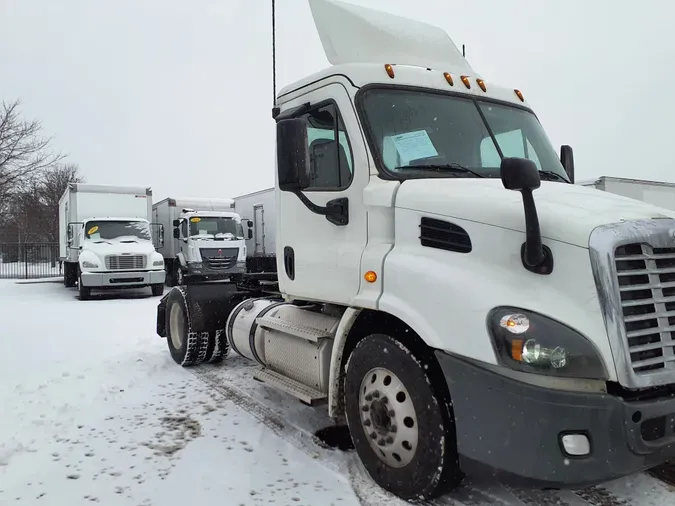 2020 FREIGHTLINER/MERCEDES CASCADIA 113