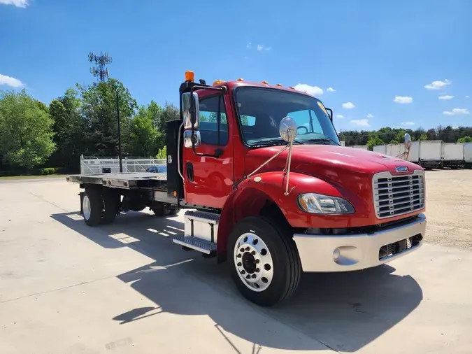 2019 FREIGHTLINER/MERCEDES M2 106