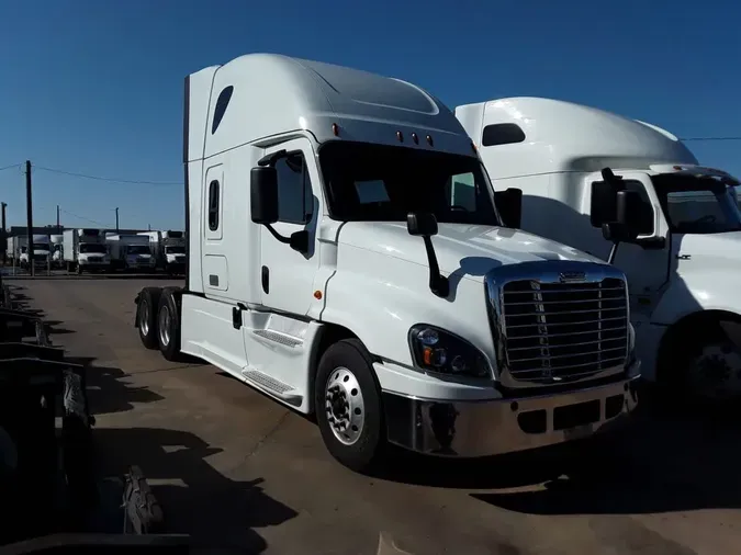 2020 FREIGHTLINER/MERCEDES CASCADIA 125