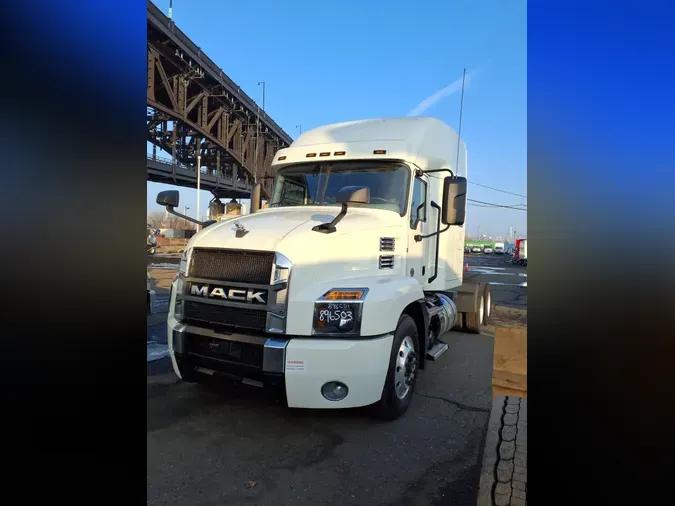 2020 MACK TRUCKS, INC. ANTHEM 64T462708adb0e7920e76d6263d7c6565b4