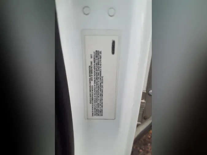 2018 FREIGHTLINER/MERCEDES M2 106