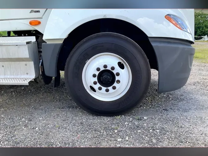 2019 INT LT625 6x4
