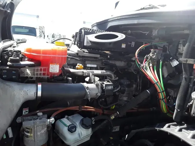 2019 FREIGHTLINER CASCADIA