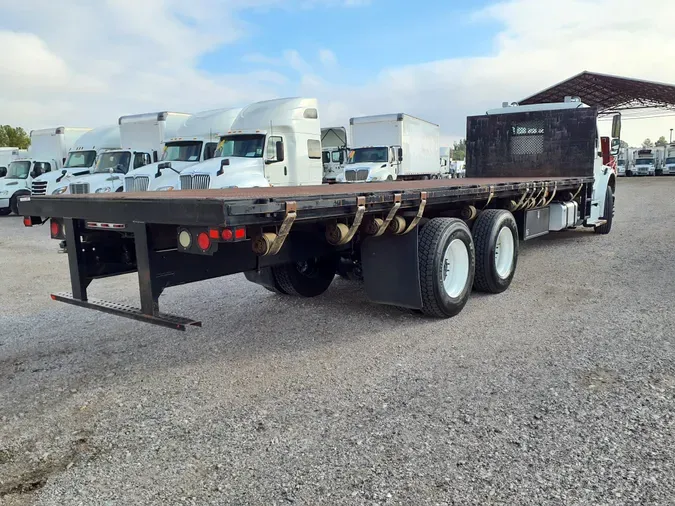 2013 FREIGHTLINER/MERCEDES M2 106