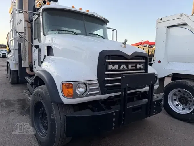2006 MACK GRANITE CV713463062f89a1a15b4c10ef97b024943f8