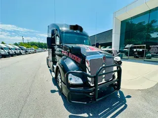2022 Kenworth T680