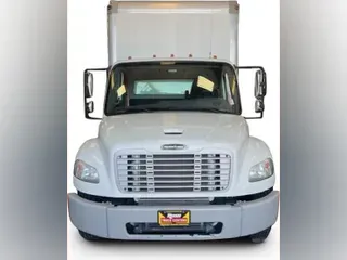 2019 Freightliner Business Class M2 106