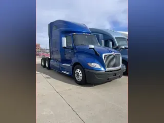 2022 INTERNATIONAL LT