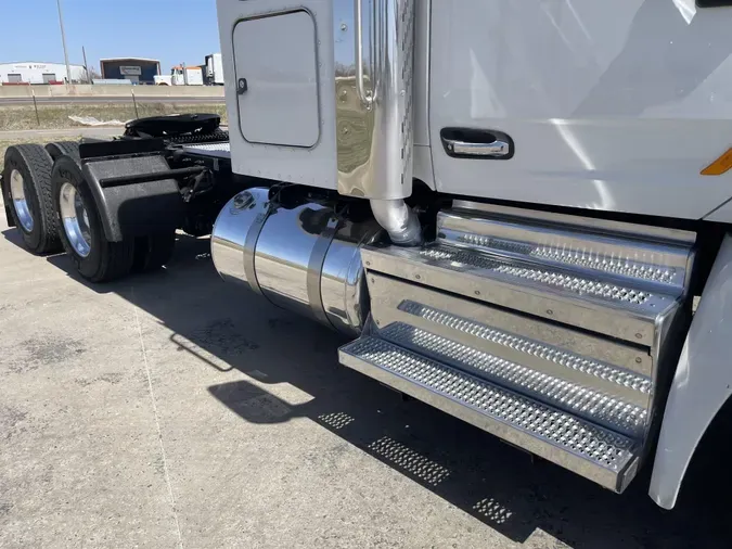 2020 Peterbilt 579