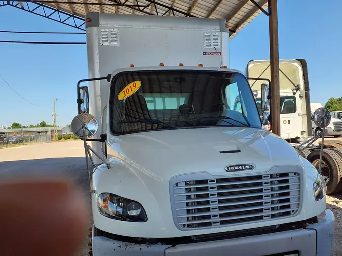 2019 FREIGHTLINER/MERCEDES M2 106