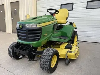 2018 John Deere X730