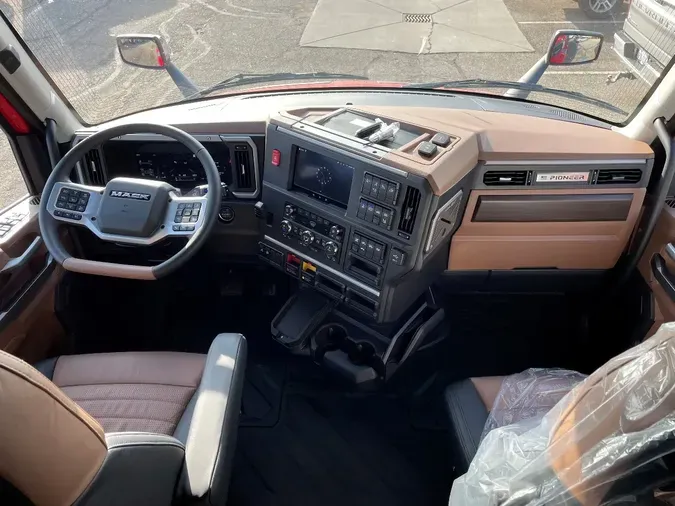 2026 MACK Pioneer 76" High Roof4646f988d643a4dacf6d92d0b249b5b0