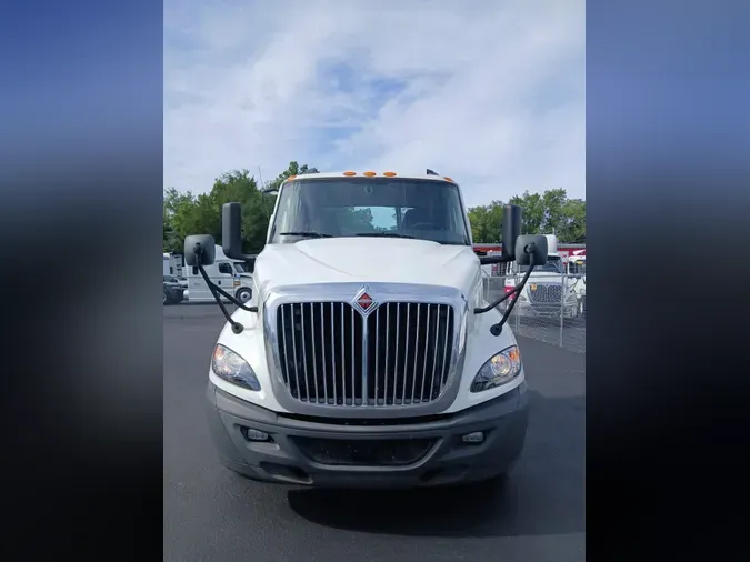 2020 NAVISTAR INTERNATIONAL RH613 DAYCAB T/A