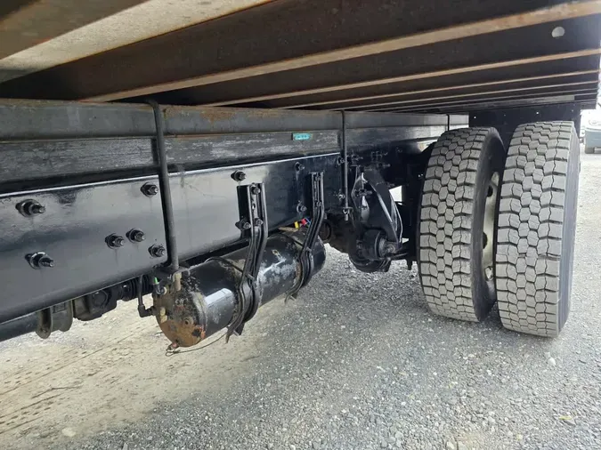 2020 FREIGHTLINER M2 106
