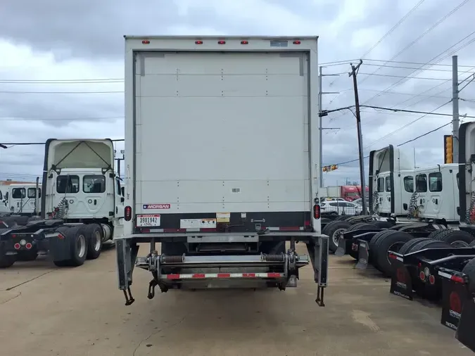 2019 FREIGHTLINER/MERCEDES M2 106