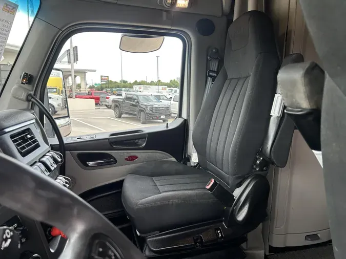 2022 Peterbilt 579