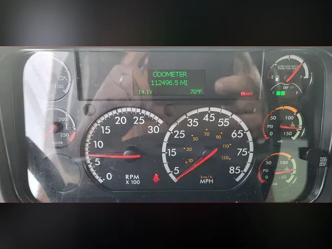 2020 FREIGHTLINER/MERCEDES M2 106