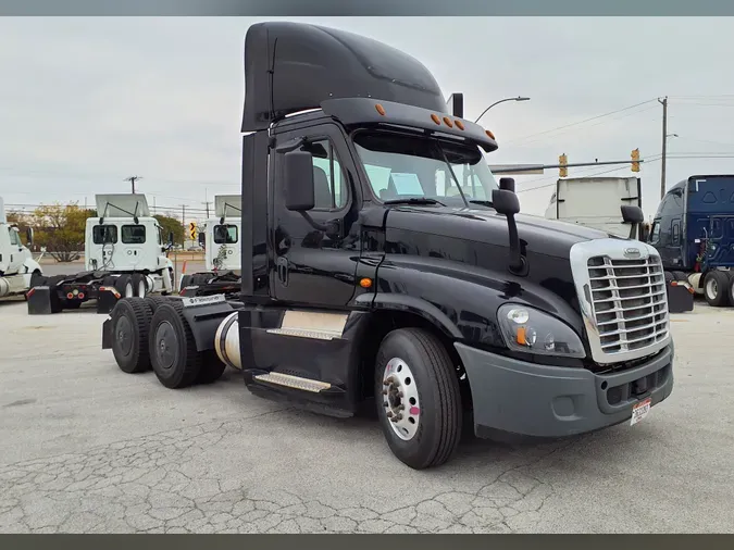 2019 FREIGHTLINER/MERCEDES CASCADIA 125