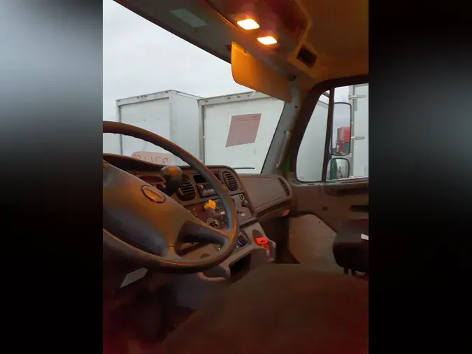 2019 FREIGHTLINER/MERCEDES M2 106465422b2ee6d49010aa5daf96b628210