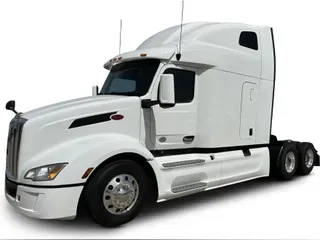 2022 Peterbilt 579