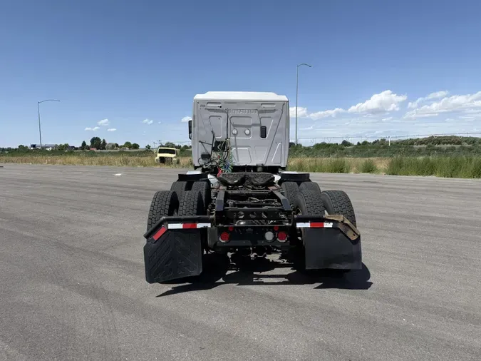 2021 International LT625
