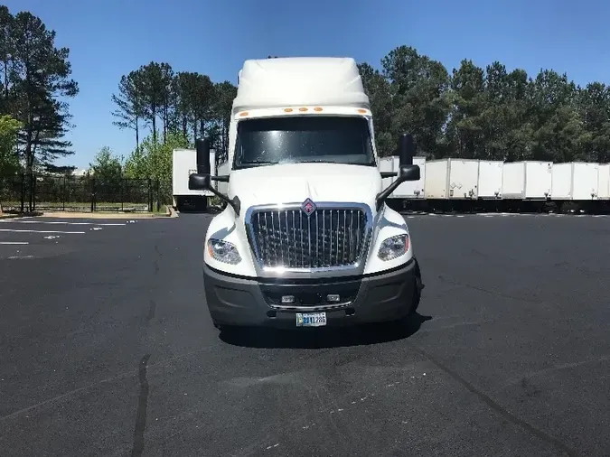 2018 International LT625