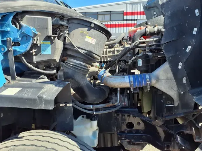 2019 FREIGHTLINER/MERCEDES M2-114SD TRUCK