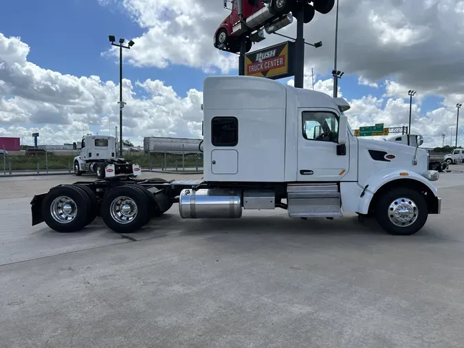 2021 Peterbilt 567