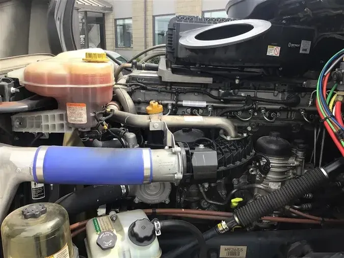 2021 FREIGHTLINER CA126