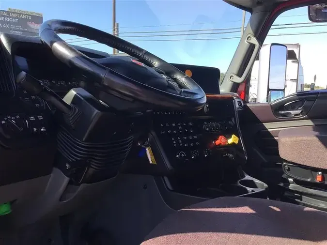 2022 INTERNATIONAL LT625