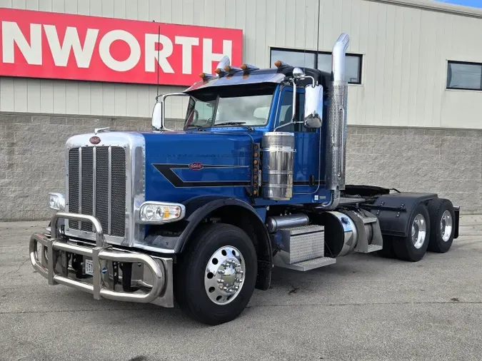 2023 Peterbilt 389