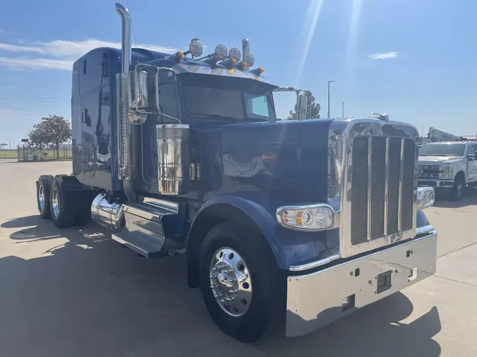2024 Peterbilt 389